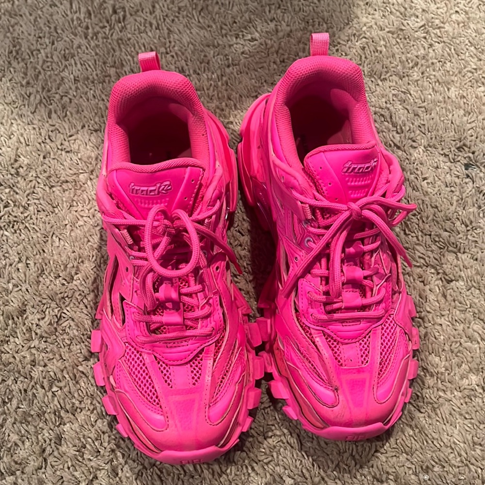 Hot pink Balenciaga